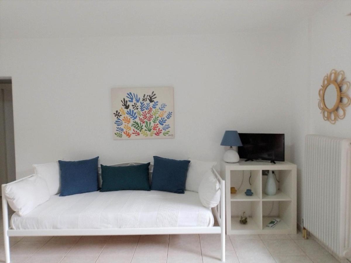 Small Theater Apartment Epidaurus Exteriér fotografie